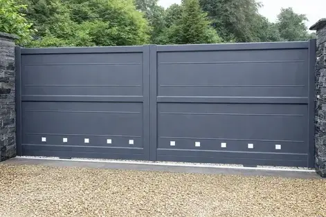 pose de portail aluminium à Lanmeur - image 3